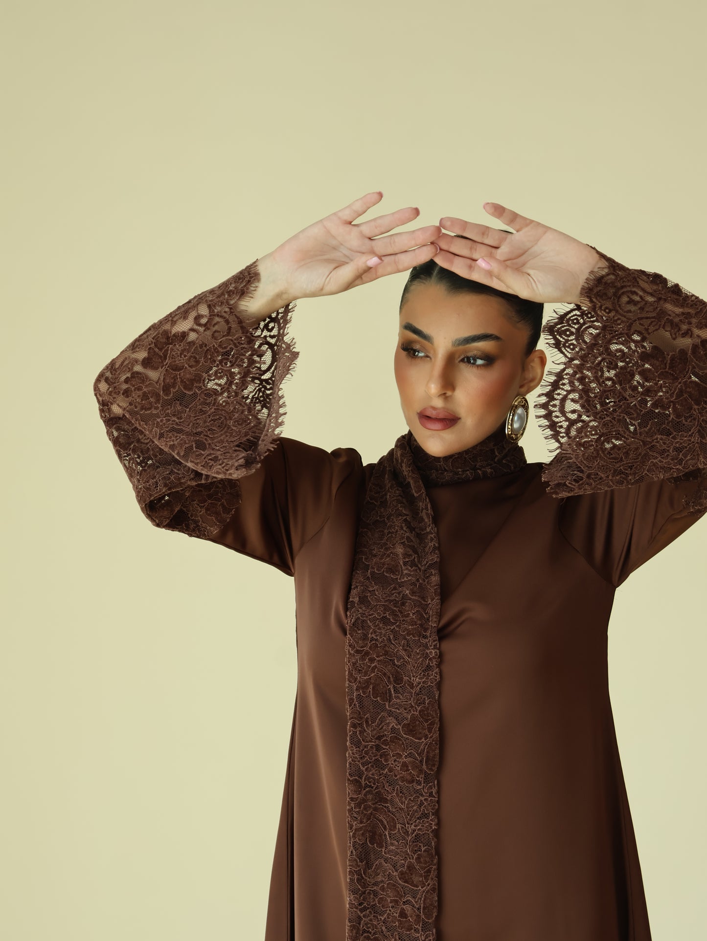 Keke Mocha Lace Jalabiya