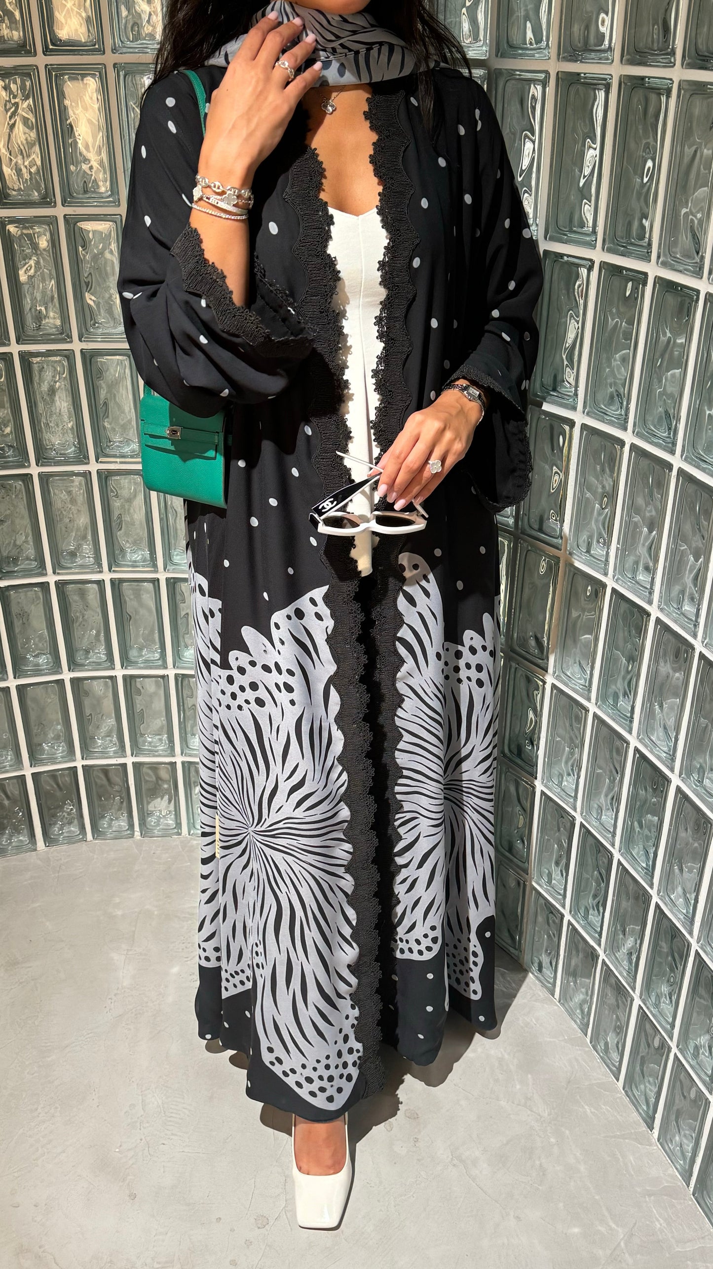 Polka abaya
