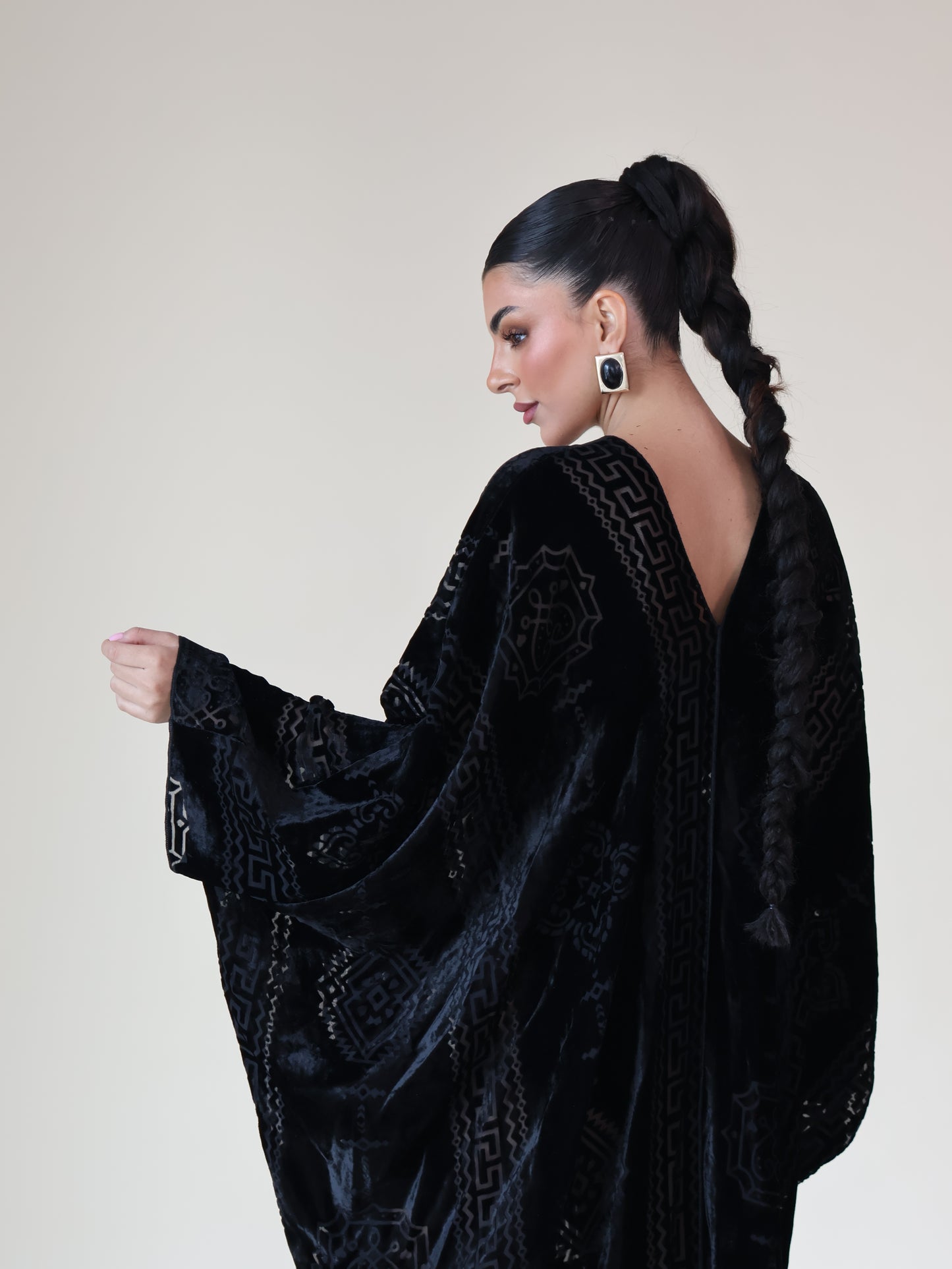 Keke Obsidian Jalabiya