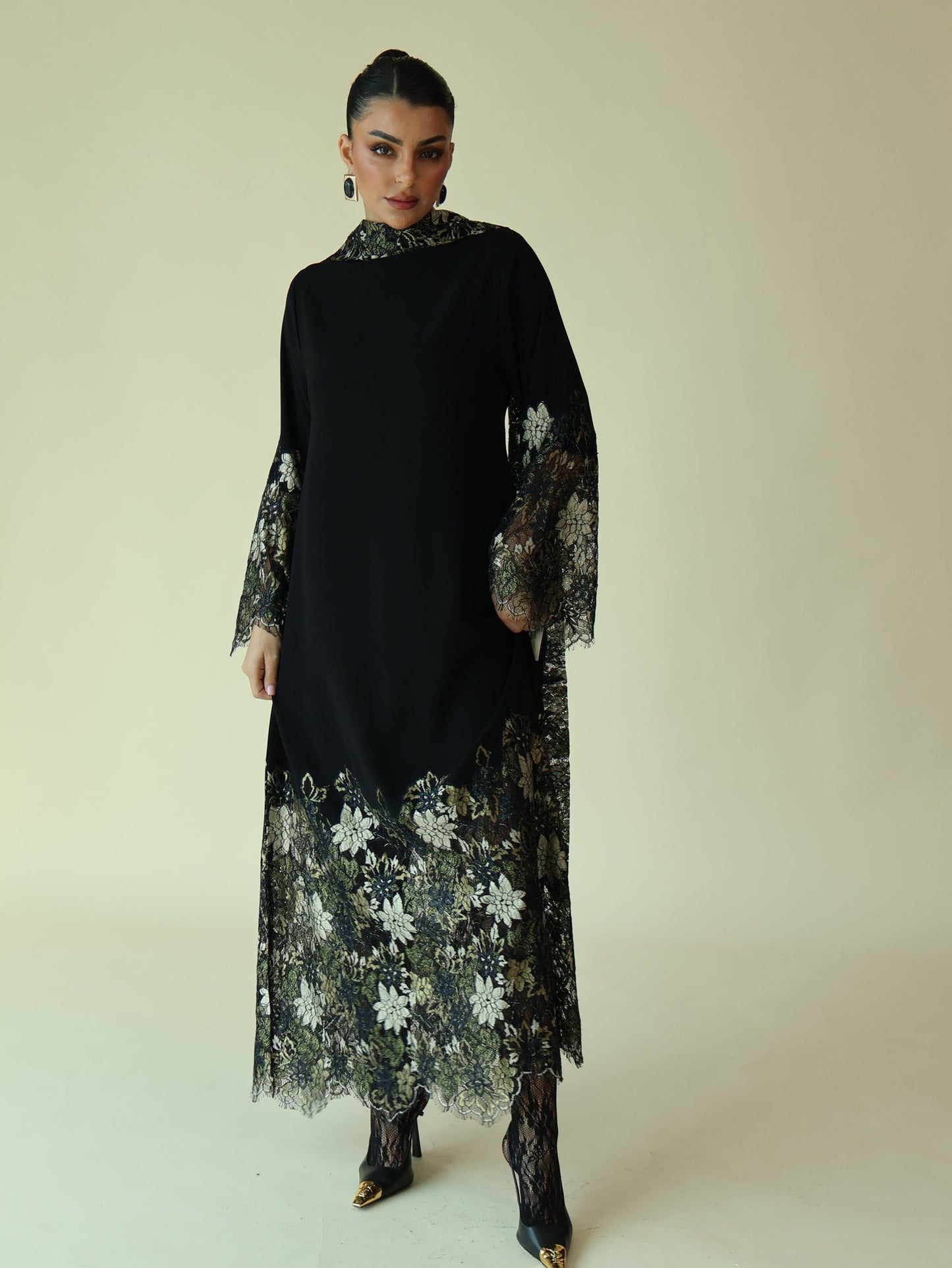 Keke Floral Lace Jalabiya
