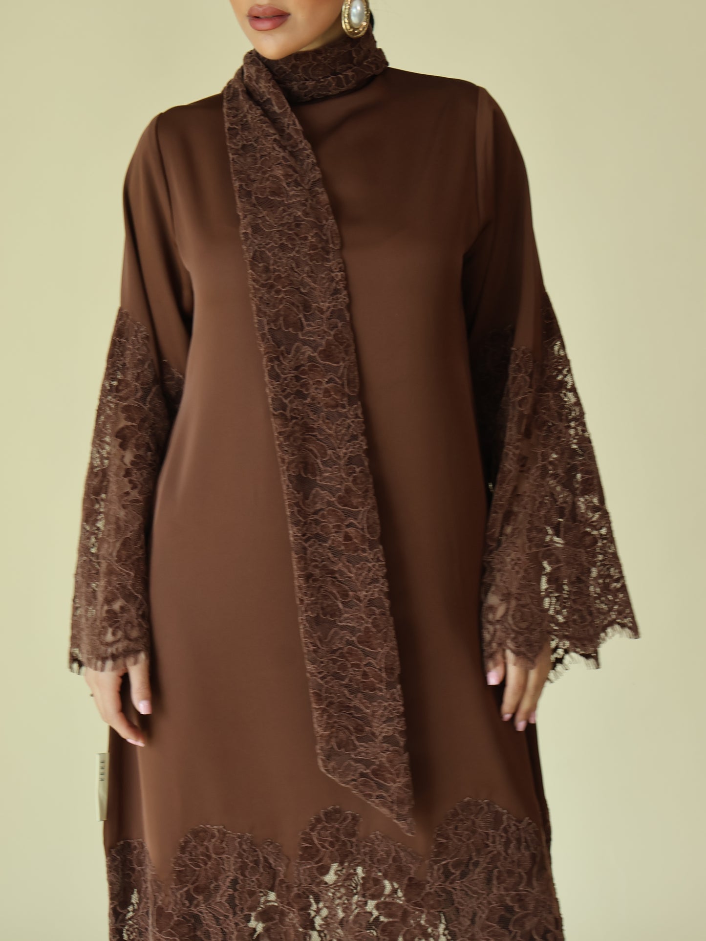 Keke Mocha Lace Jalabiya